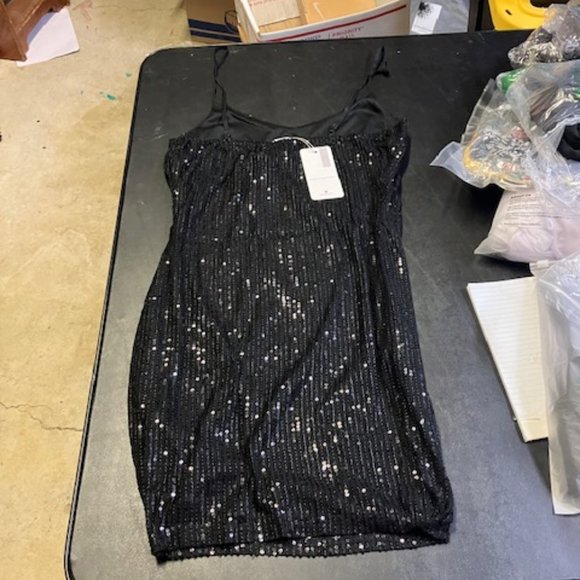 NutsnBolts Women's Black Sequined Spaghetti Strap Mini Cocktail Dress M NWT - Picture 2 of 10